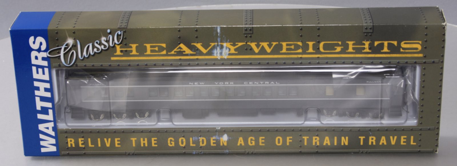 Walthers 932-10007 HO Scale New York Central Pullman Heavyweight 12-1 Coach LN/Box