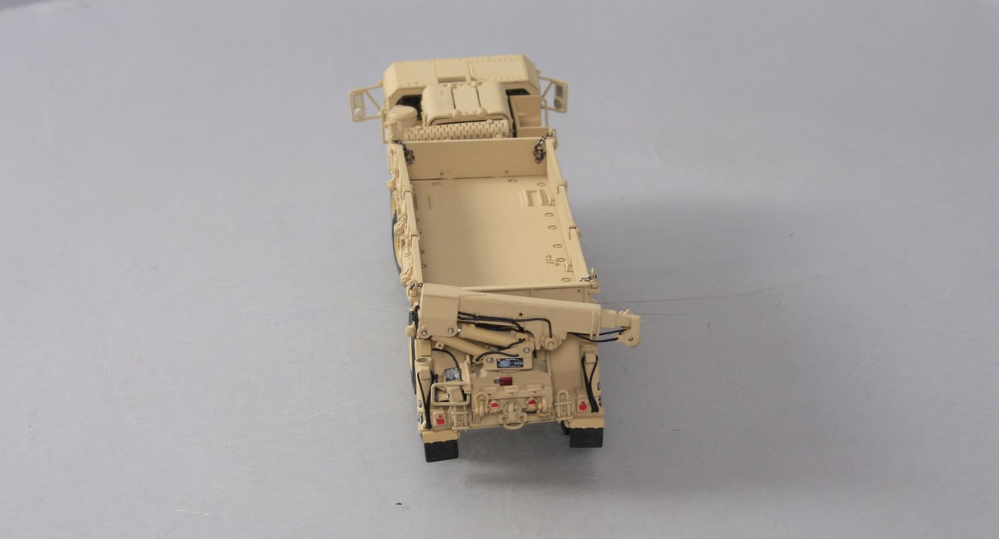 TWH Collectibles 077-01074 1:50 Diecast Oshkosh HEMTT M985 A2 Cargo Truck