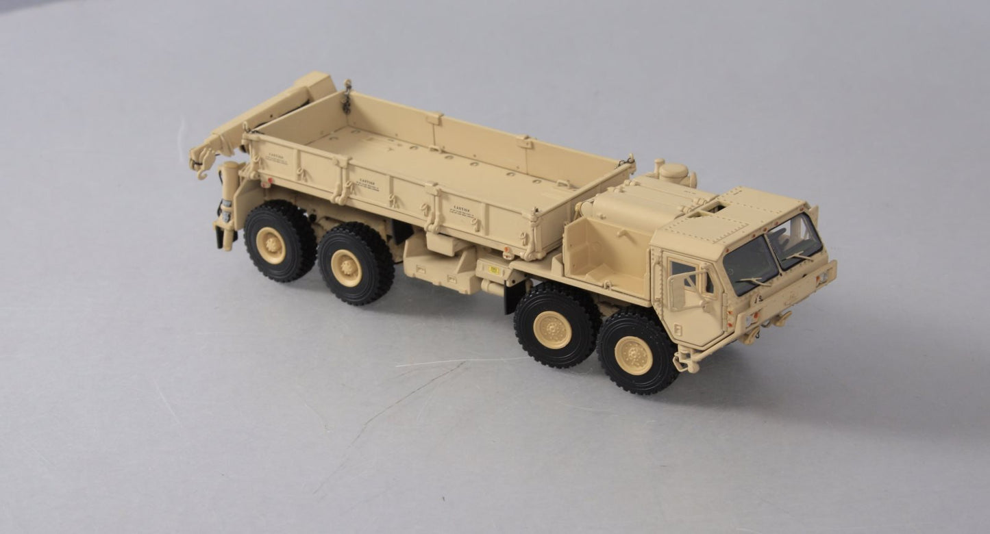 TWH Collectibles 077-01074 1:50 Diecast Oshkosh HEMTT M985 A2 Cargo Truck
