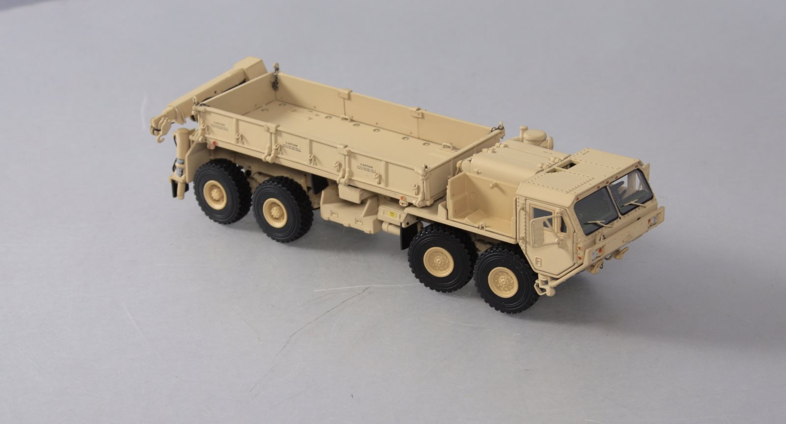 TWH Collectibles 077-01074 1:50 Diecast Oshkosh HEMTT M985 A2 Cargo Truck