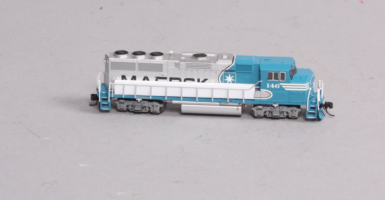 Fox Valley Models 70511 N GP60M DIESEL MAERSK 146