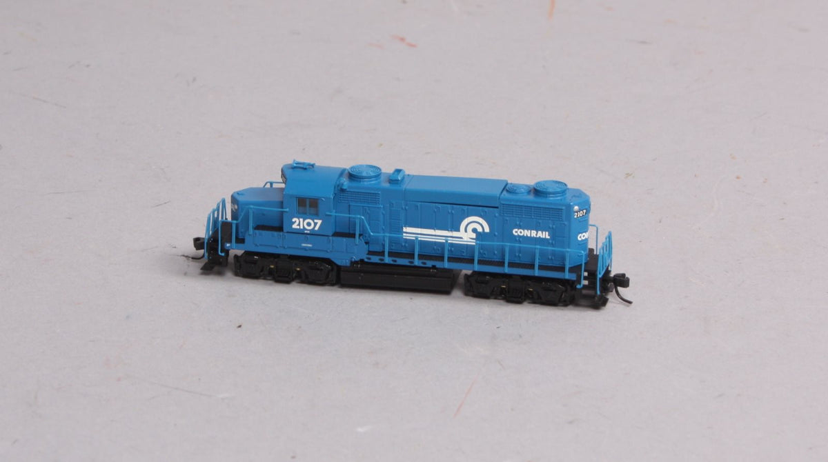 Walthers 920-80045 N Scale Conrail GP-20 Diesel Engine #2107