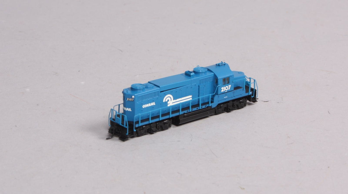 Walthers 920-80045 N Scale Conrail GP-20 Diesel Engine #2107