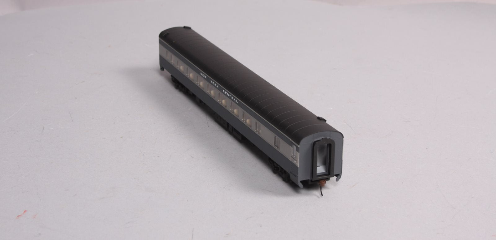 Walthers 932-16781 HO NYC/Detroit Pullman-Standard 64-Seat Coach LN/Box