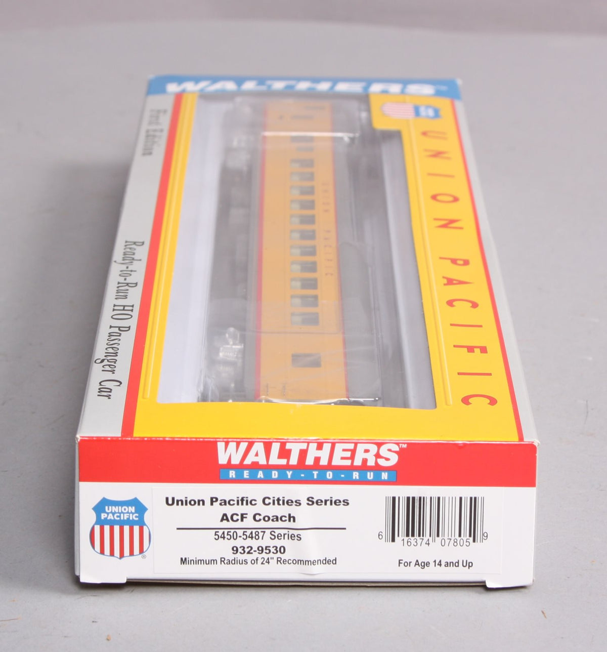 Walthers 932-9530 HO Scale Union Pacific Cities Series ACF Coach Car LN/Box