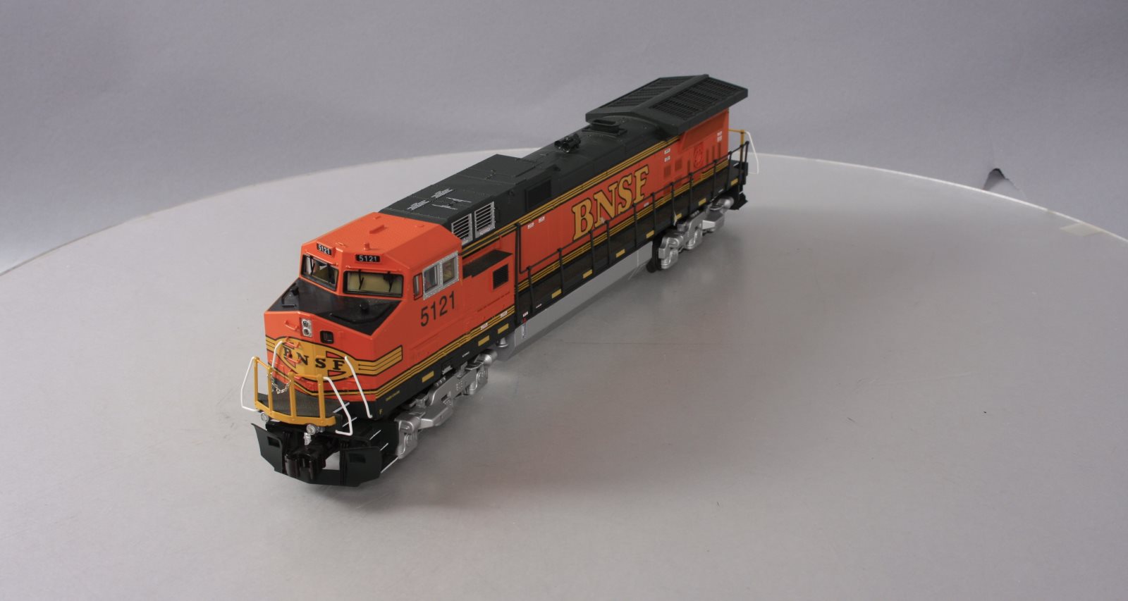 Lionel 6-28365 O BNSF Legacy Dash 9 Diesel Locomotive #5121
