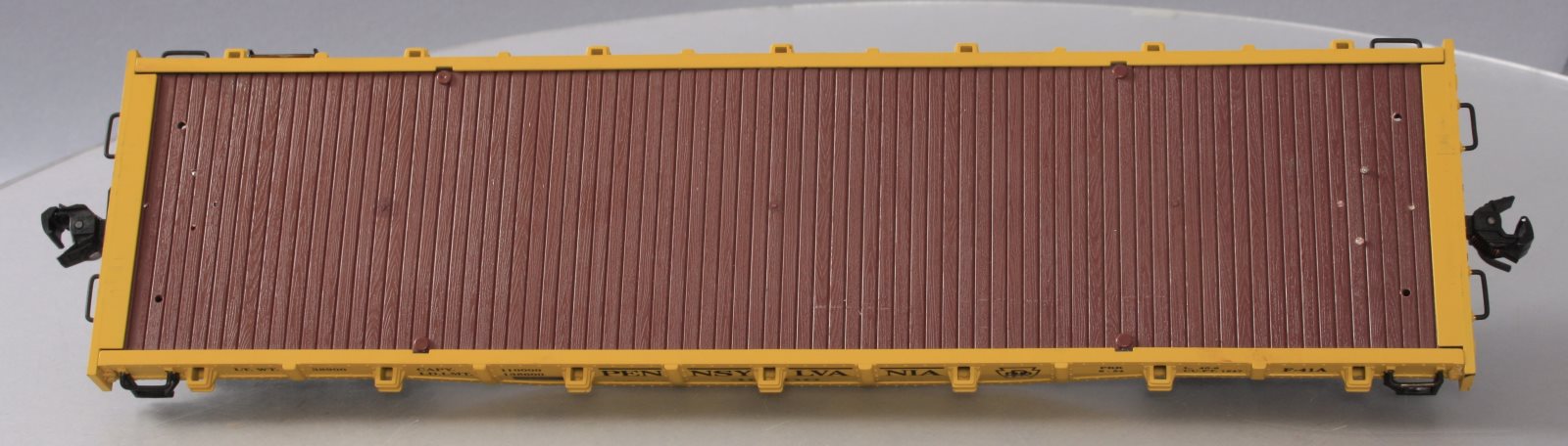 Aristo-Craft 46406 Pennsylvania Bulkhead Flat Car