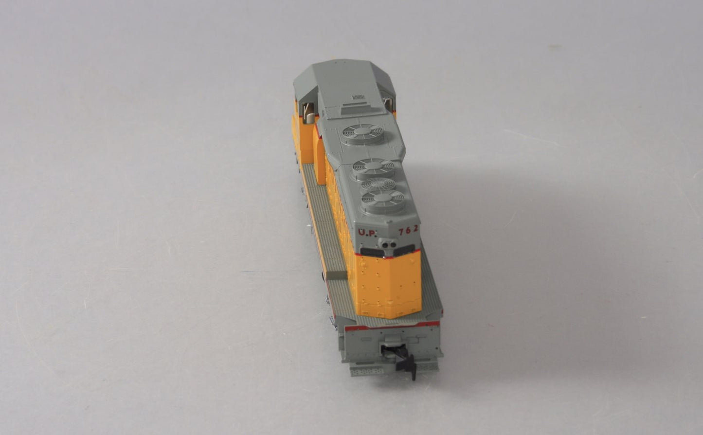 Kato 37-02D HO Scale Union Pacific EMD GP35 Phase 1a Diesel Locomotive #762 LN/Box