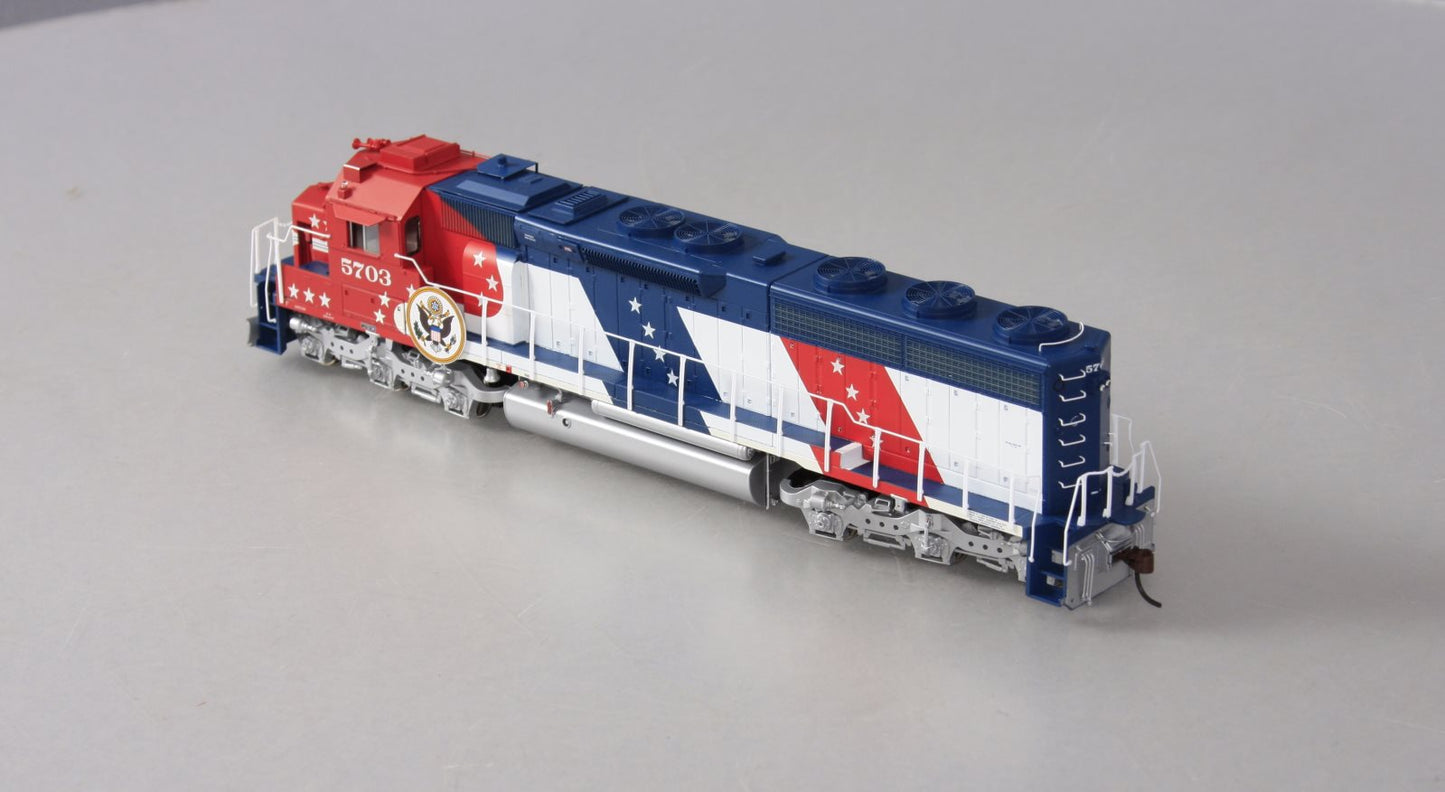 Athearn G67190 HO Scale Santa Fe EMD SD45-2 Diesel Locomotive #5703 w/ Sound LN/Box