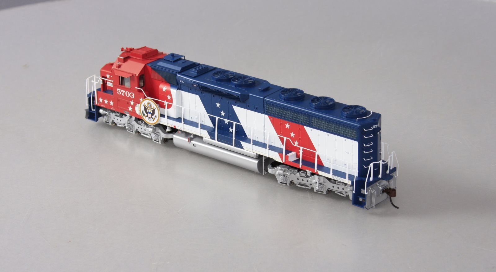 Athearn G67190 HO Scale Santa Fe EMD SD45-2 Diesel Locomotive #5703 w/ Sound LN/Box