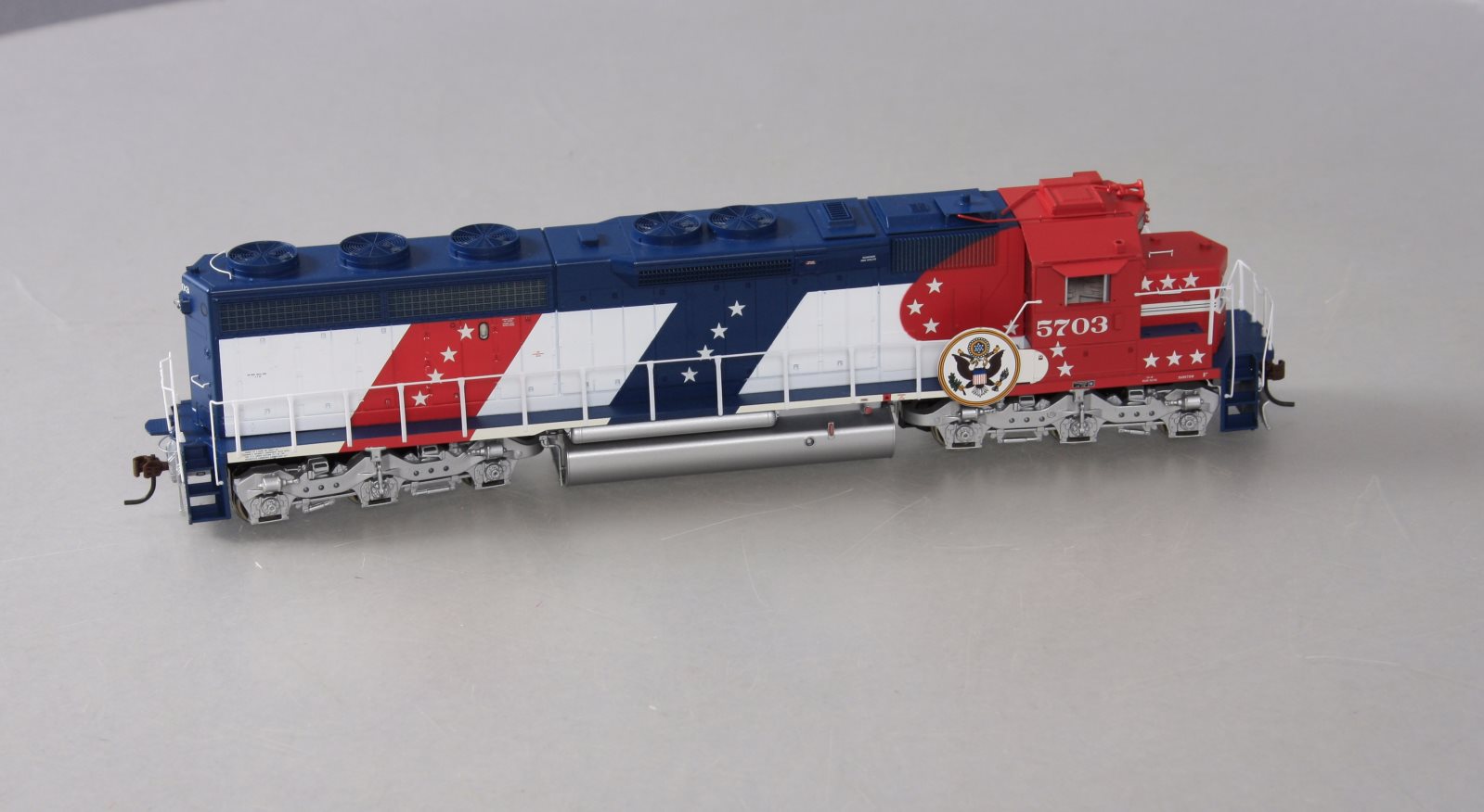 Athearn G67190 HO Scale Santa Fe EMD SD45-2 Diesel Locomotive #5703 w/ Sound LN/Box
