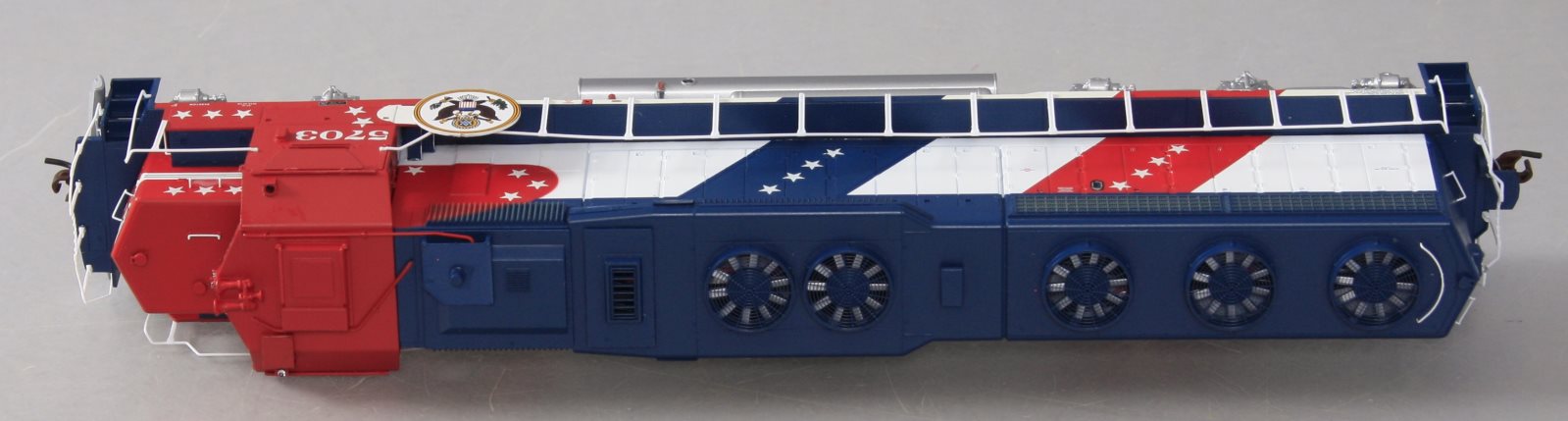 Athearn G67190 HO Scale Santa Fe EMD SD45-2 Diesel Locomotive #5703 w/ Sound LN/Box