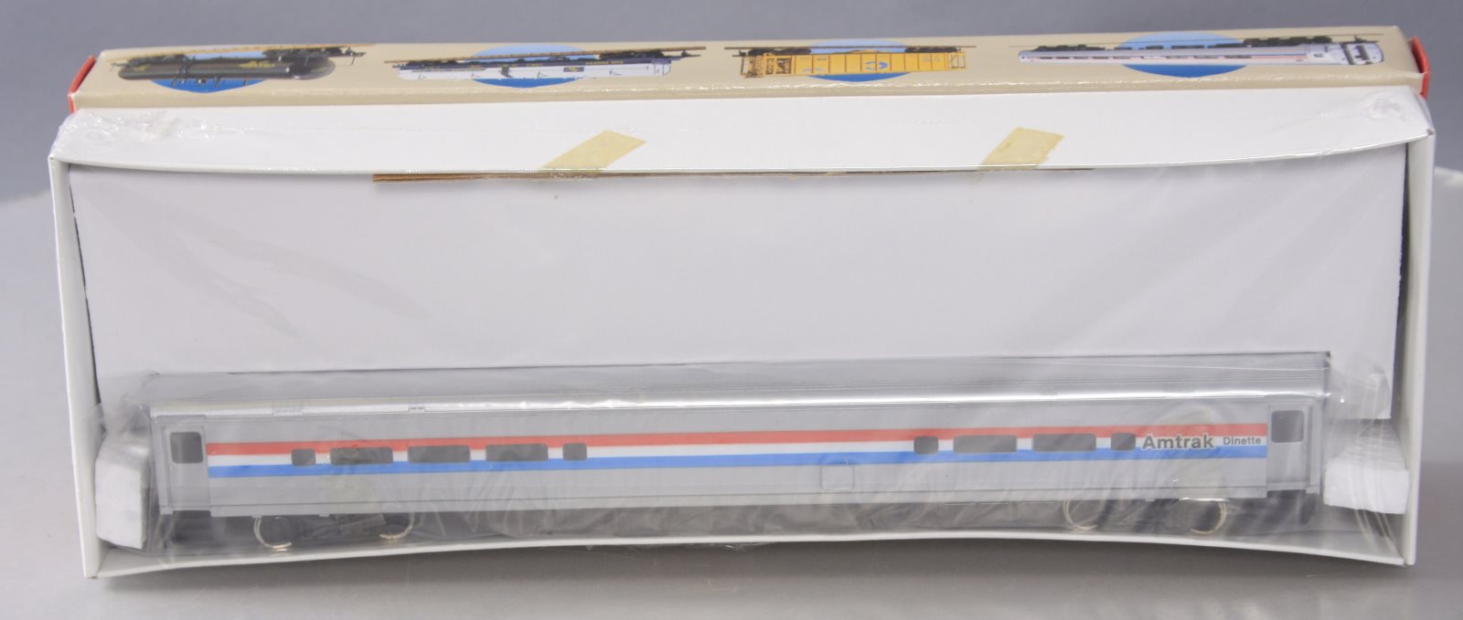 Walthers 932-6061 HO Amtrak Horizon Fleet Food Service Passenger Car MT/Box