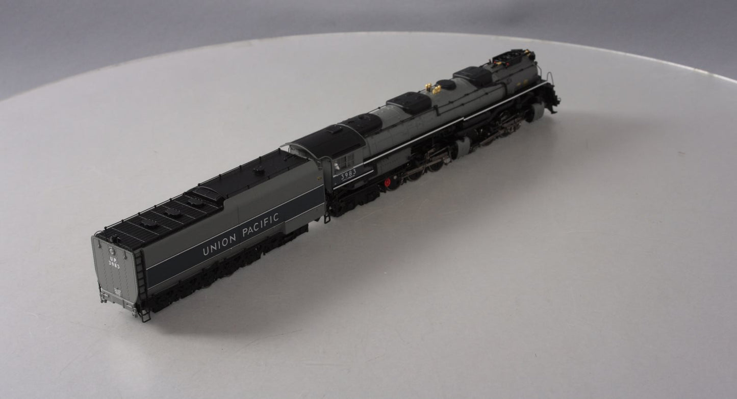 MTH 80-3159-1 Union Pacific HO Scale 4-6-6-4 Gray Challenger #3983