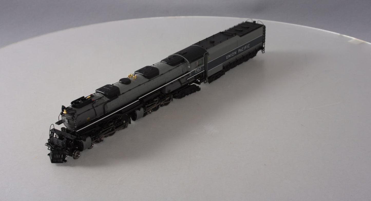 MTH 80-3159-1 Union Pacific HO Scale 4-6-6-4 Gray Challenger #3983