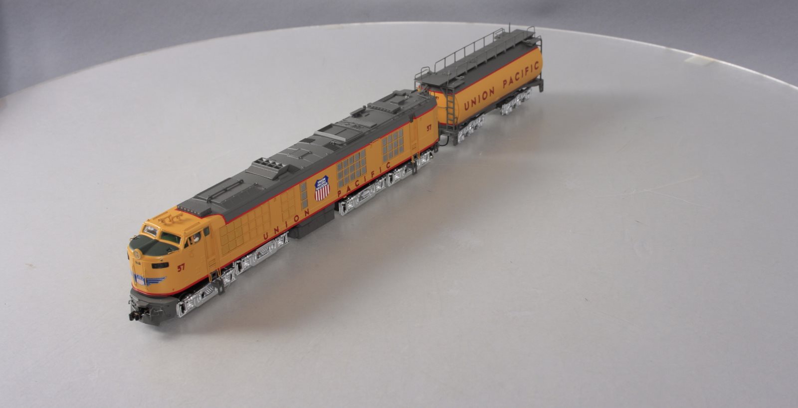 MTH 80-2131-1 HO Union Pacific 4500hp Gas Turbine & Tender Set w/PS 3.0 #57