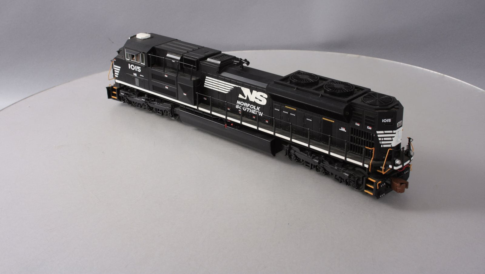 MTH 20-20218-3 Norfolk Southern SD70ACE Non-Powered Diesel Engine #1015