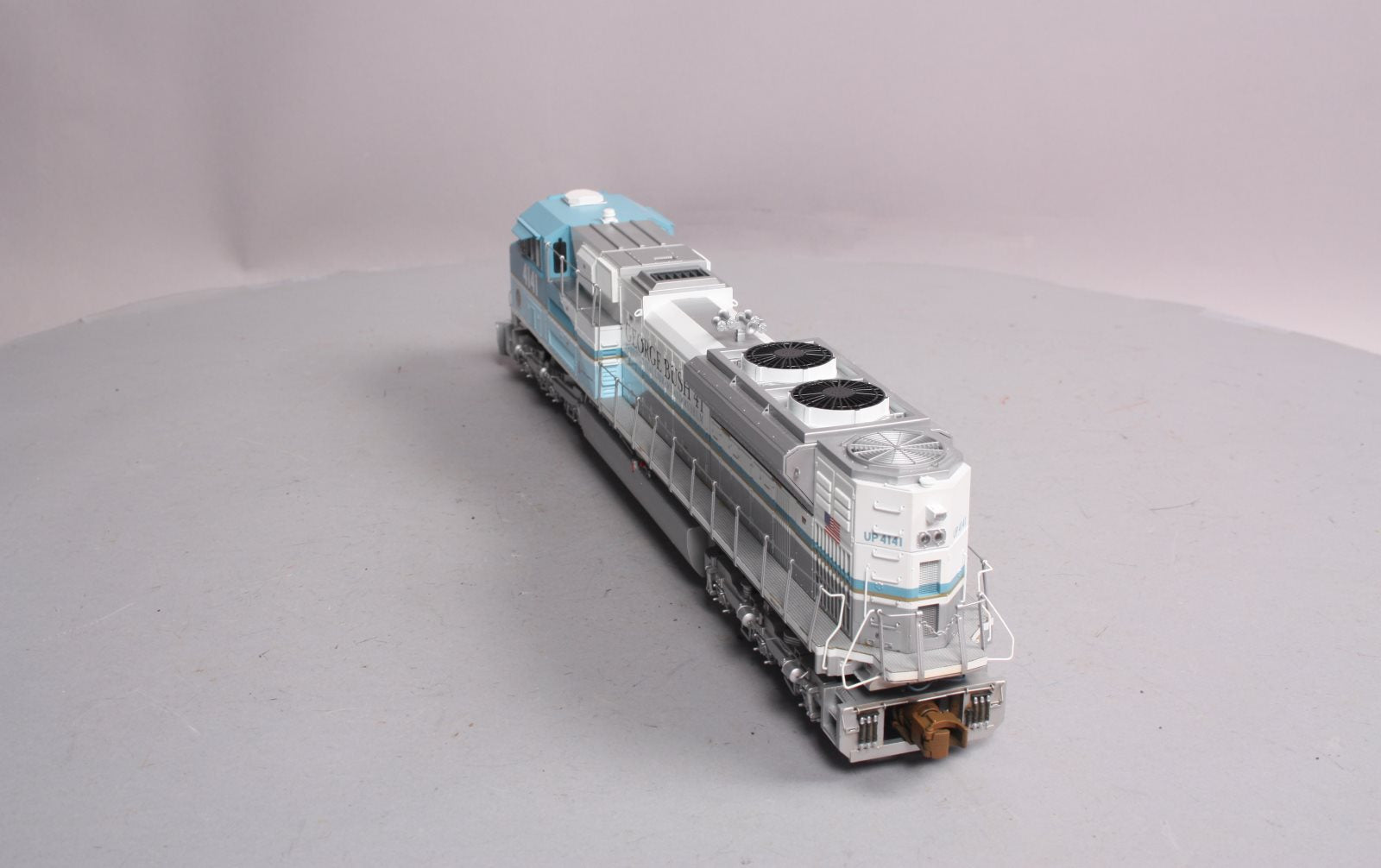 MTH 20-2828-1 O George H. Bush SD70ACe Diesel Engine w/PS 2.0 #4141 (Hi-Rail)