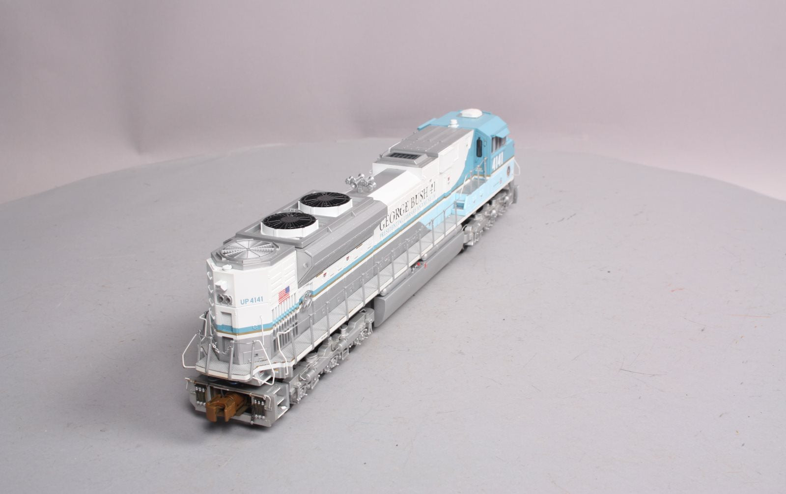 MTH 20-2828-1 O George H. Bush SD70ACe Diesel Engine w/PS 2.0 #4141 (Hi-Rail)