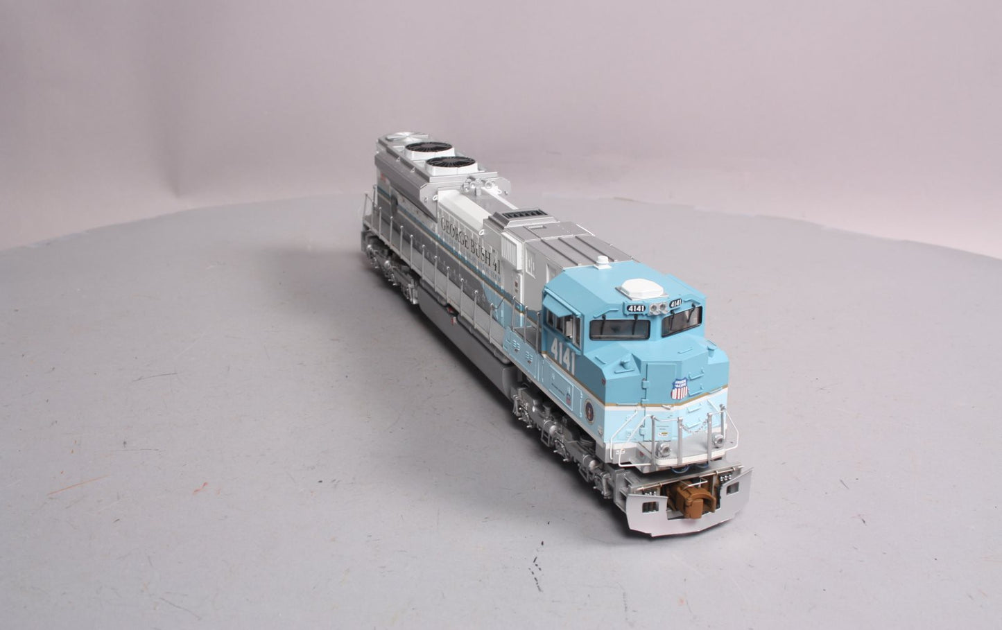 MTH 20-2828-1 O George H. Bush SD70ACe Diesel Engine w/PS 2.0 #4141 (Hi-Rail)