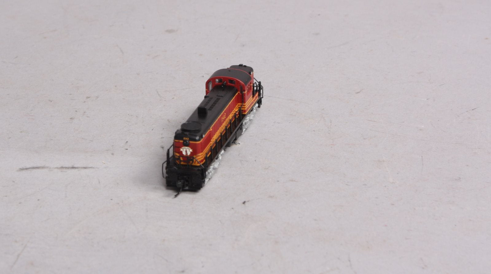Atlas 40003041 N Boston & Maine RS-3 Locomotives (Maroon/Gold) #1542