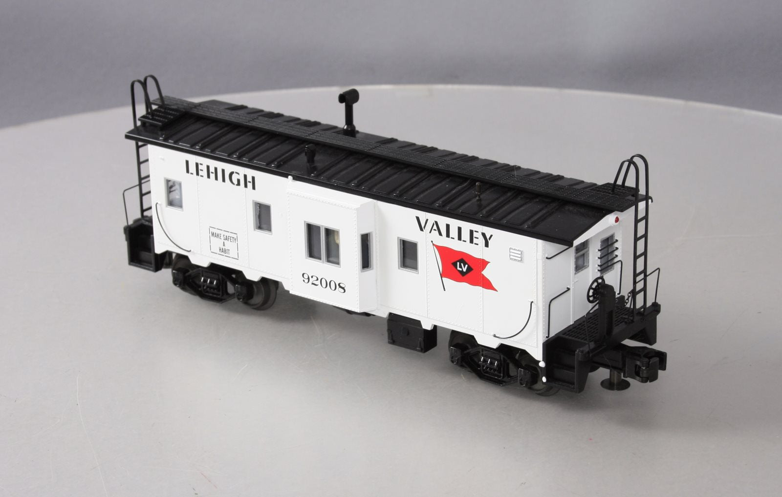 MTH 20-91229 Lehigh Valley Bay Window Caboose #92008 EX/Box