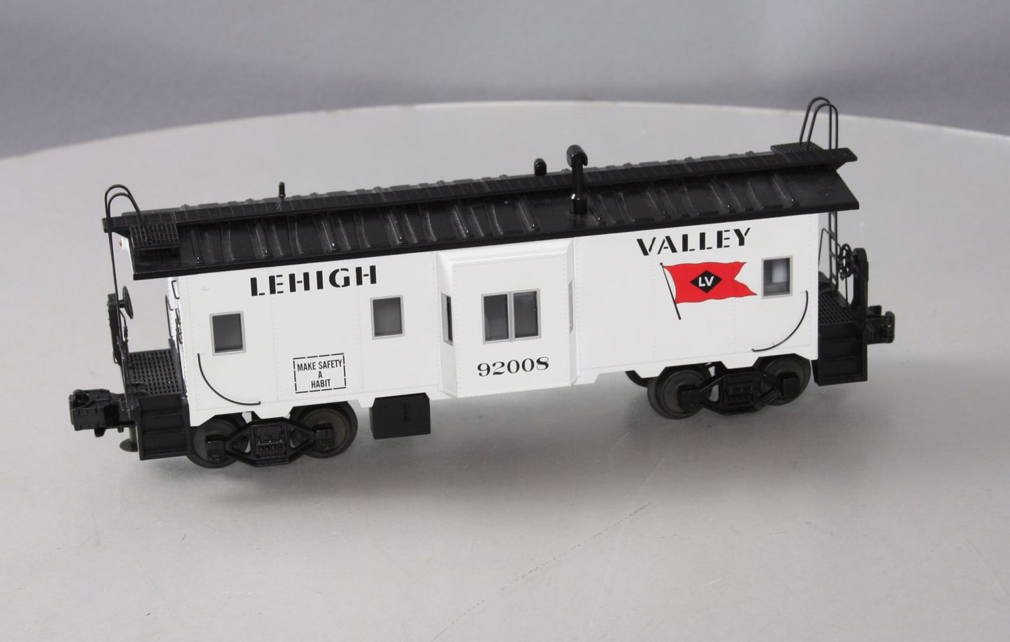 MTH 20-91229 Lehigh Valley Bay Window Caboose #92008 EX/Box
