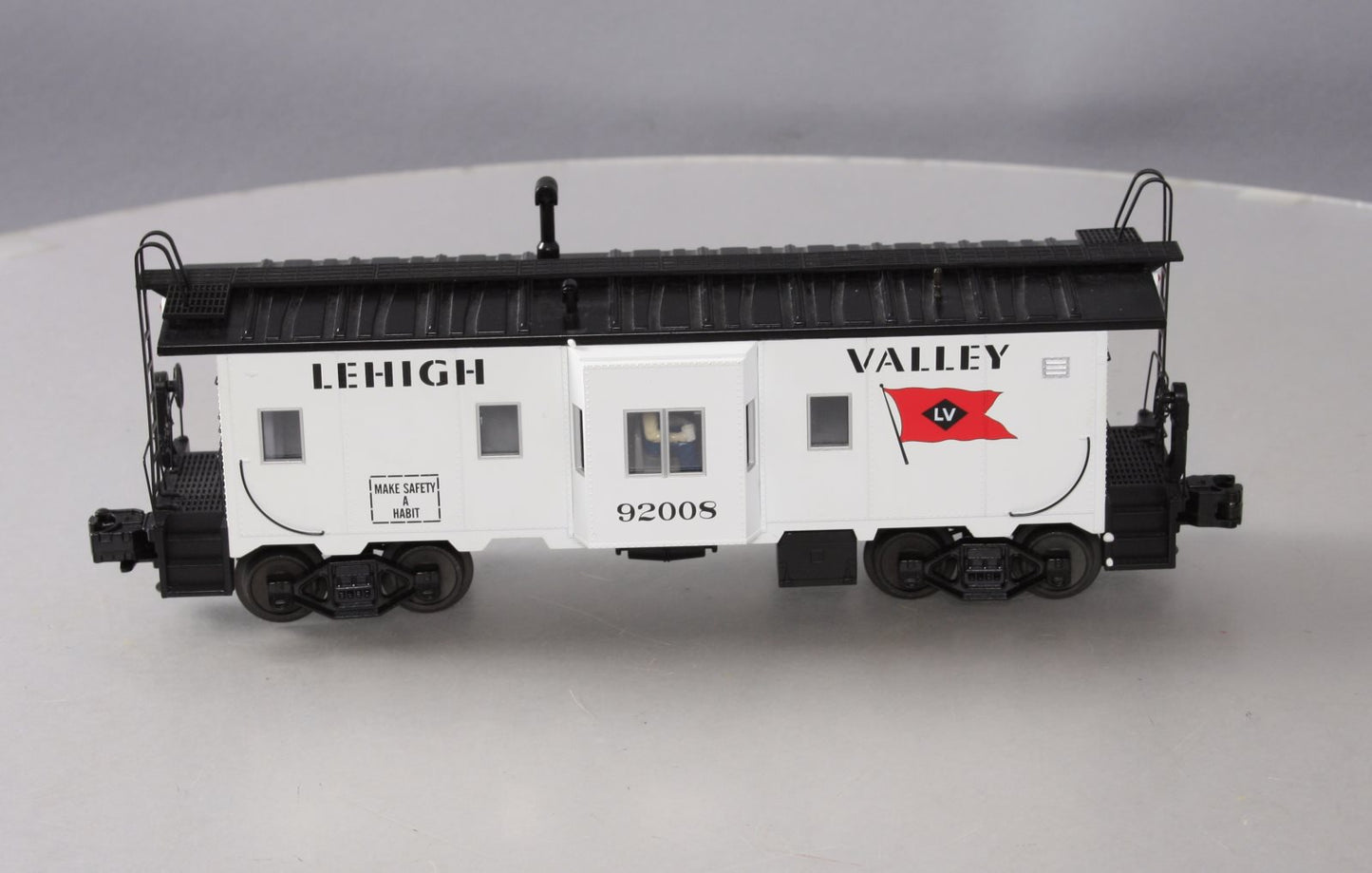 MTH 20-91229 Lehigh Valley Bay Window Caboose #92008 EX/Box