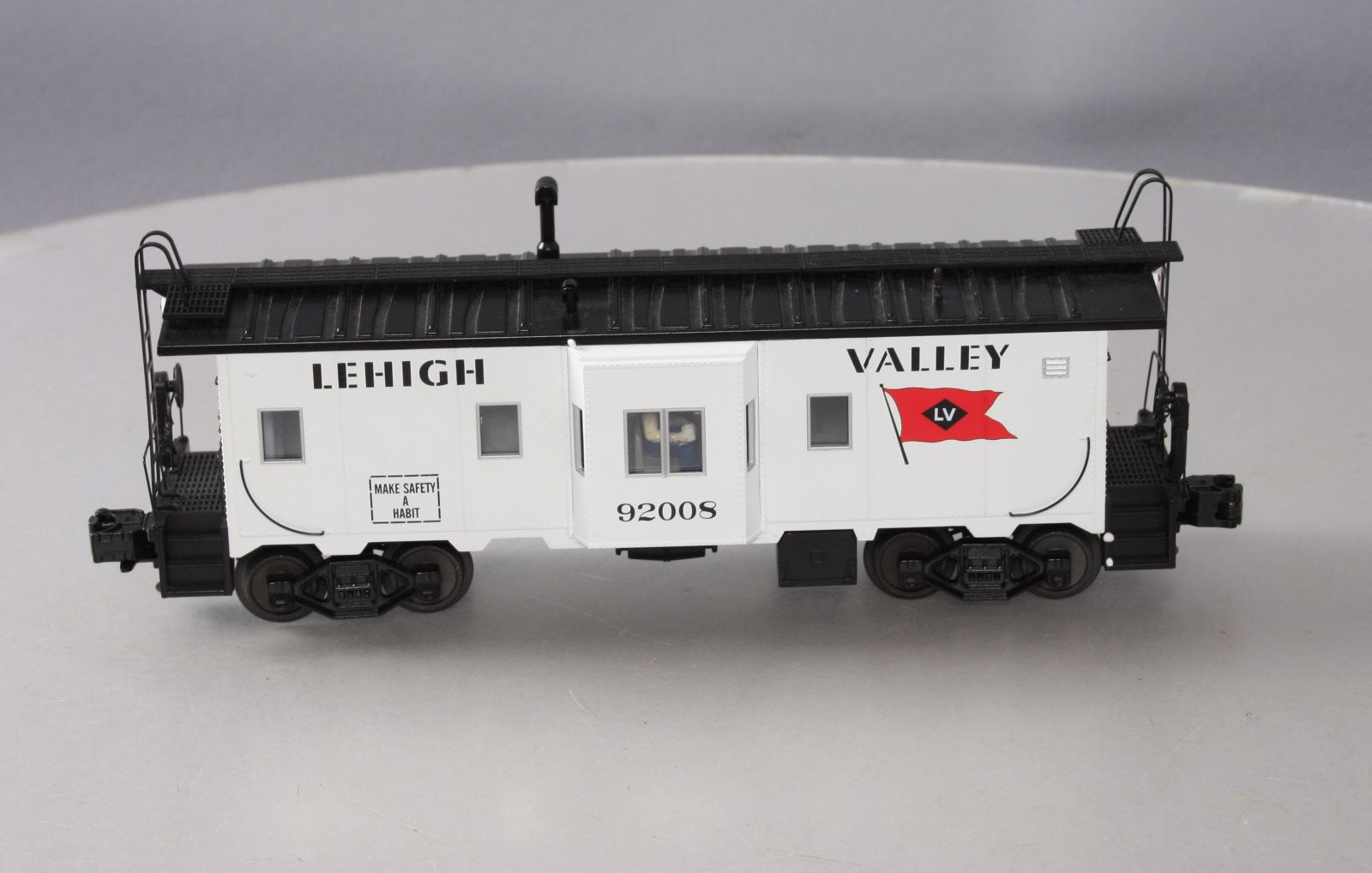 MTH 20-91229 Lehigh Valley Bay Window Caboose #92008 EX/Box