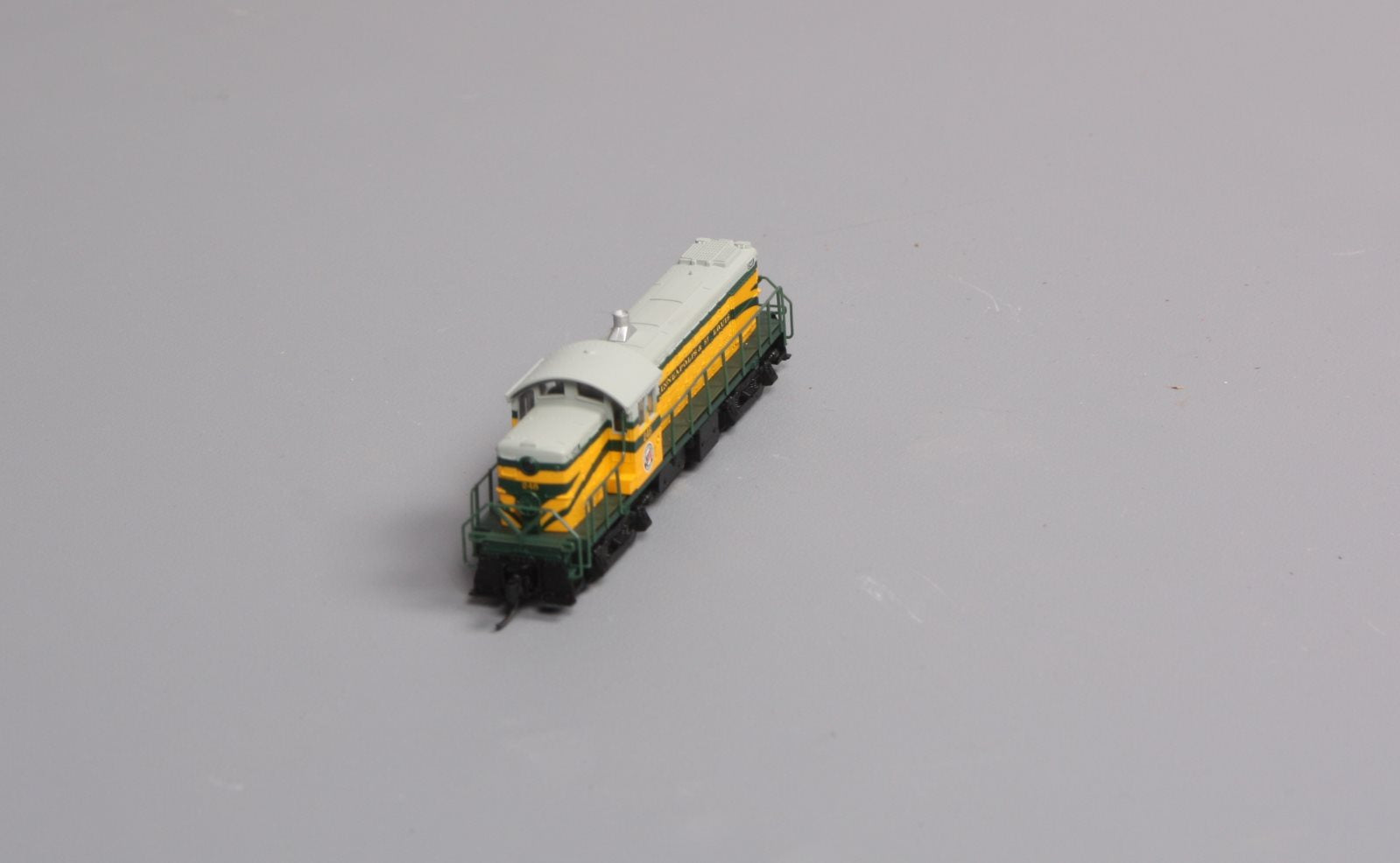 Atlas 44008 N Scale Minneapolis & St. Louis RS-1 Diesel Locomotive #246