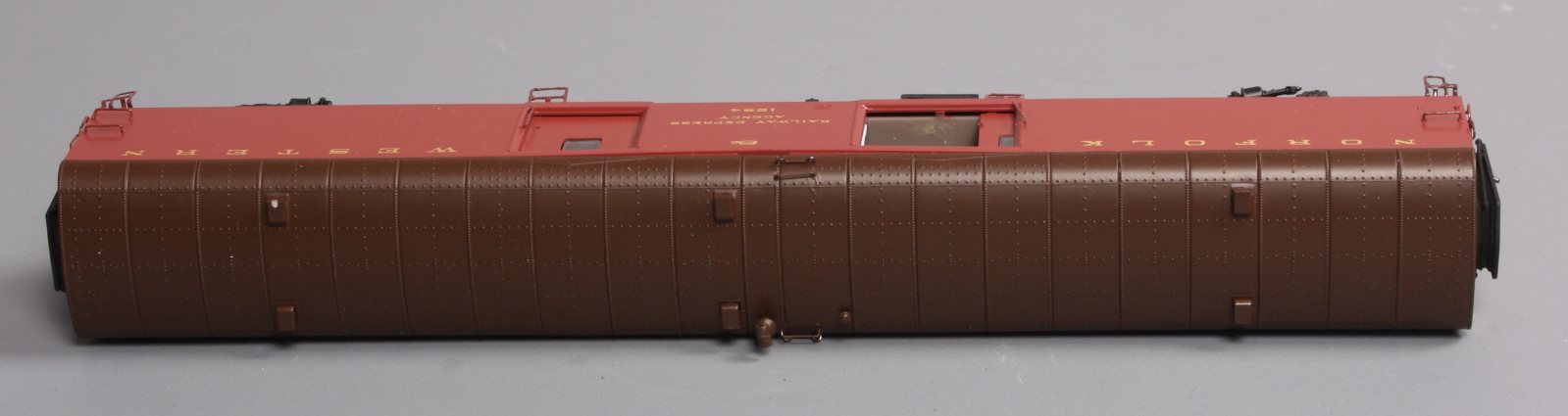 Rapido Trains 106152 HO Norfolk & Western 73' 6