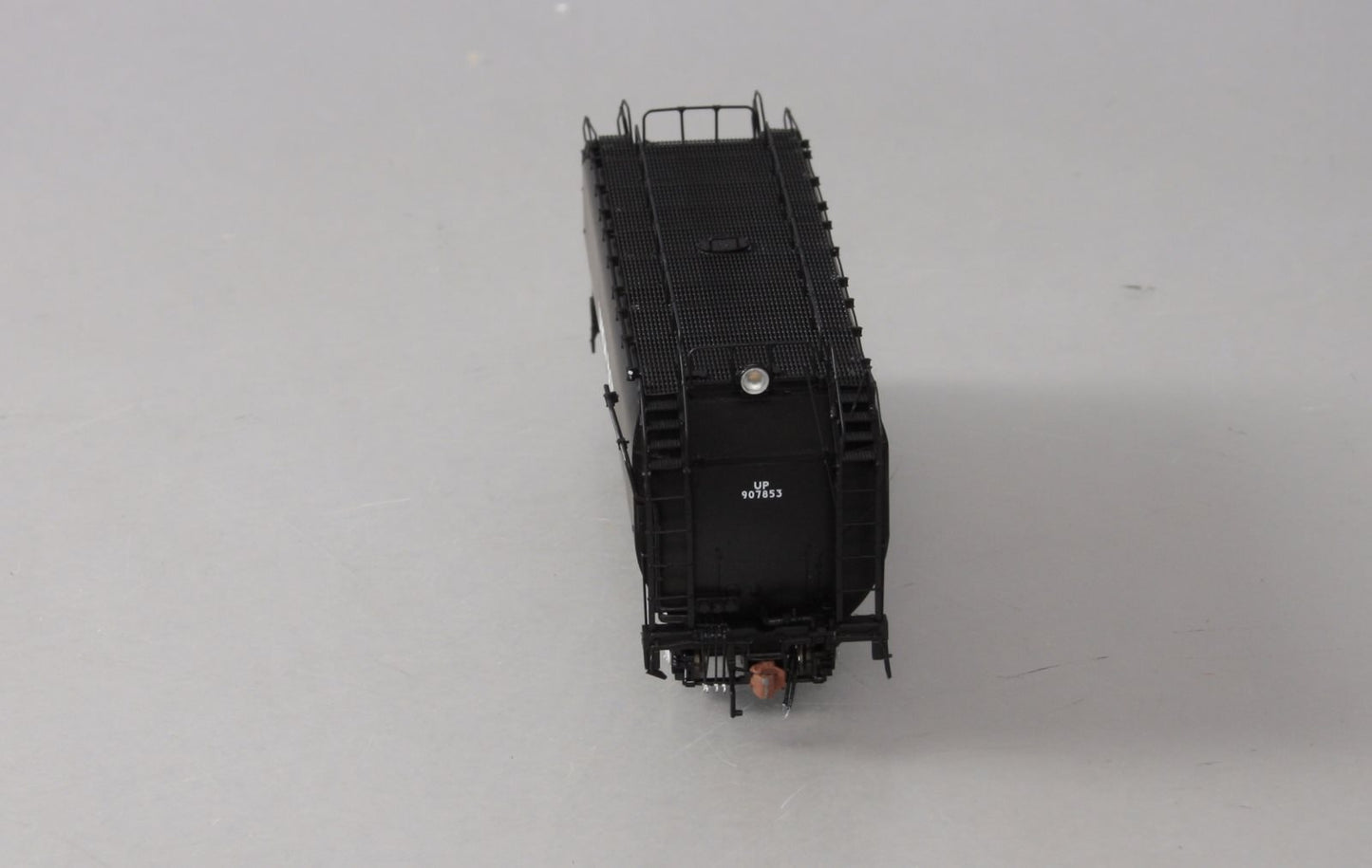 Scale Trains SXT30018 HO Scale Union Pacific Early Water Tender #907853