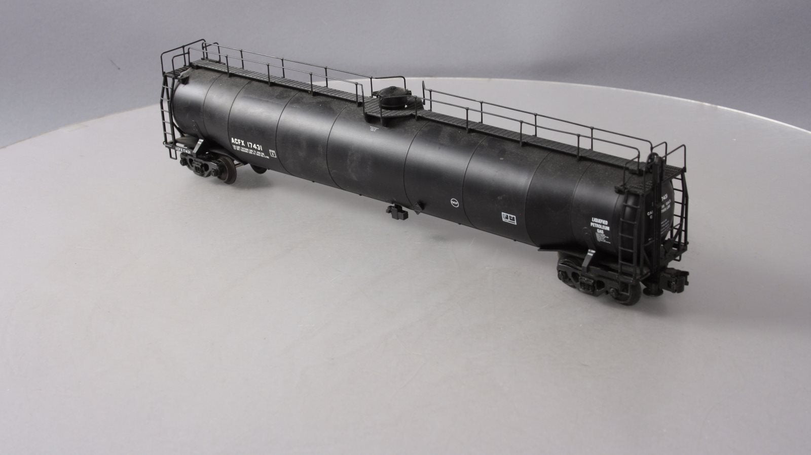 Atlas 6401-1 O Gauge ACFX Tank Car #17431 (3-Rail) LN/Box