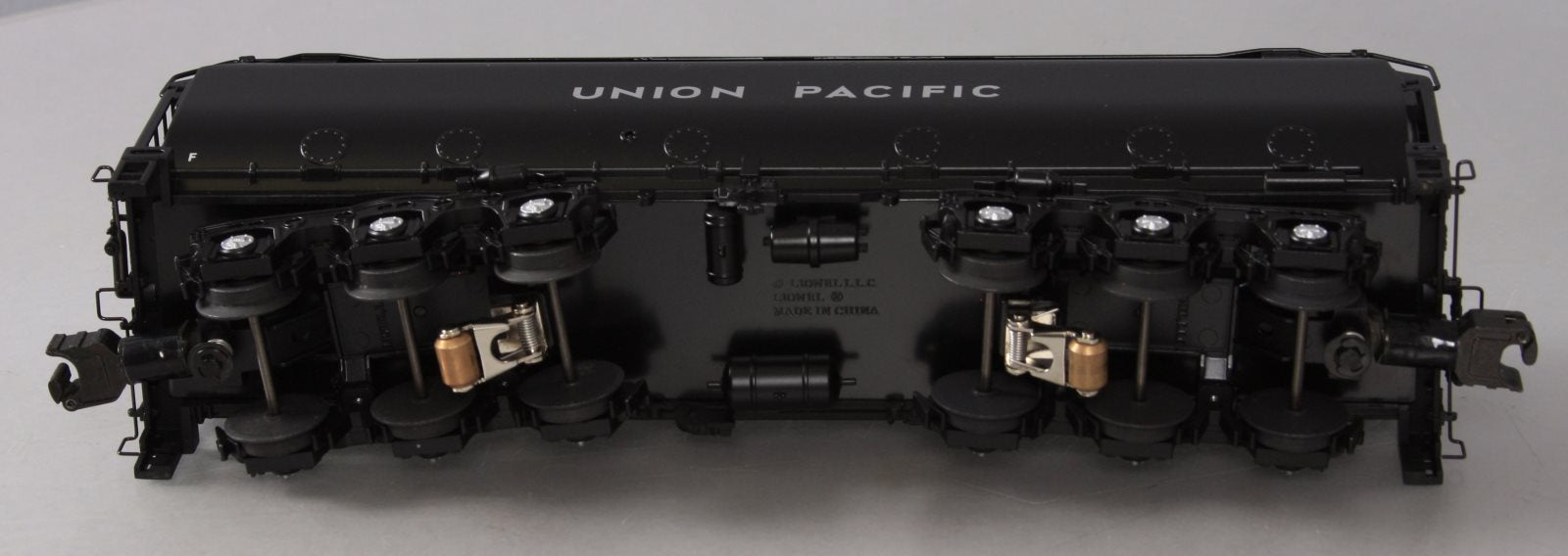 Lionel 6-11226 O Gauge LEGACY Union Pacific Black Auxiliary Water Tender #907853 EX/Box