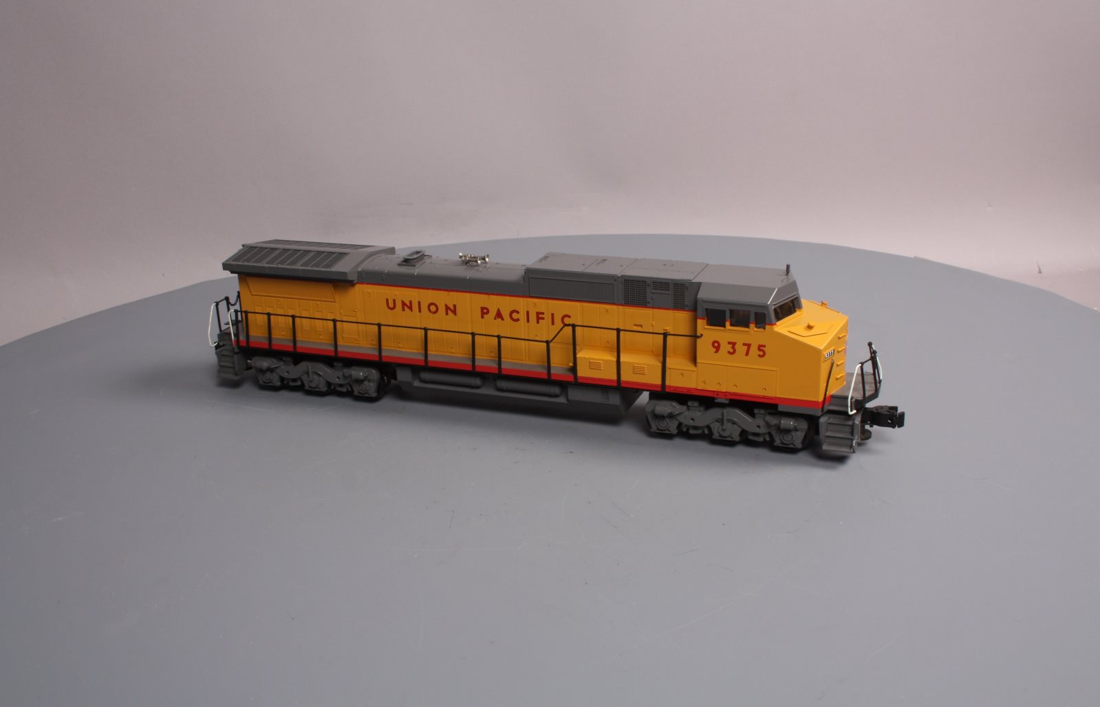 MTH 20-2001-0 Union Pacific Dash-8 Diesel Engine #9375