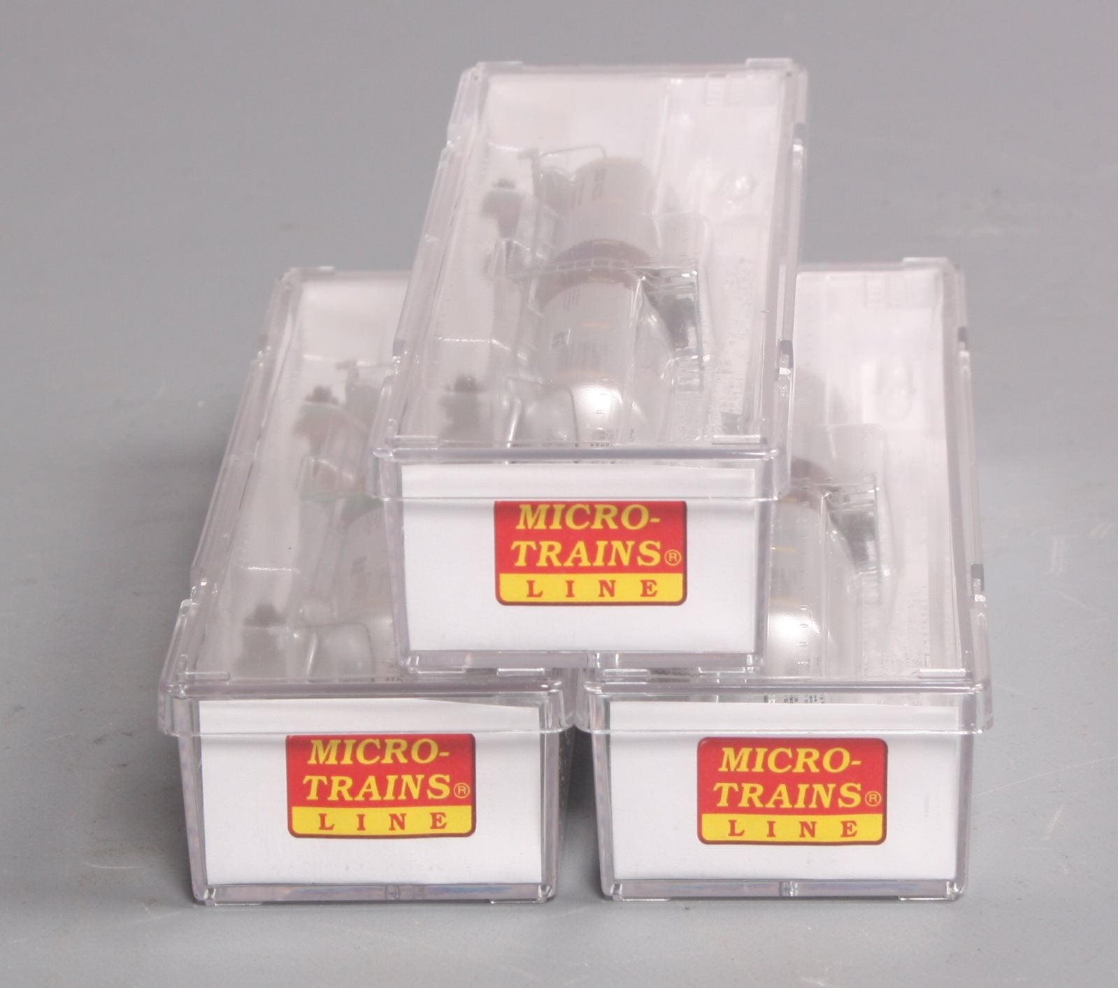 Micro-Trains 99300067 N Department Of Defense Tank Car Runner Pack (Set of 3)