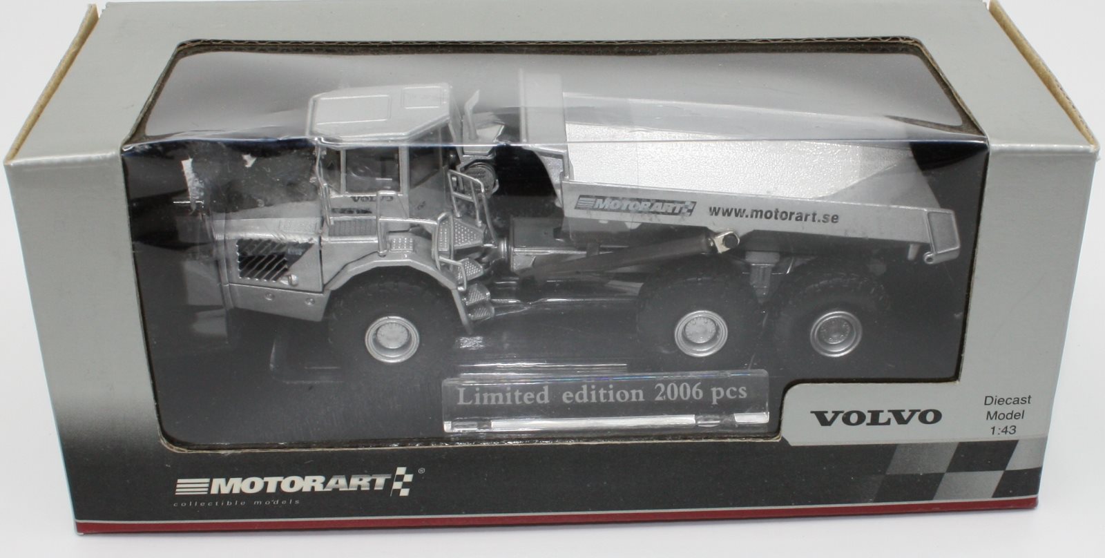 Motorart 13145 1:43 2006 Issue Silver Volvo A40D Articulated Dump Truck