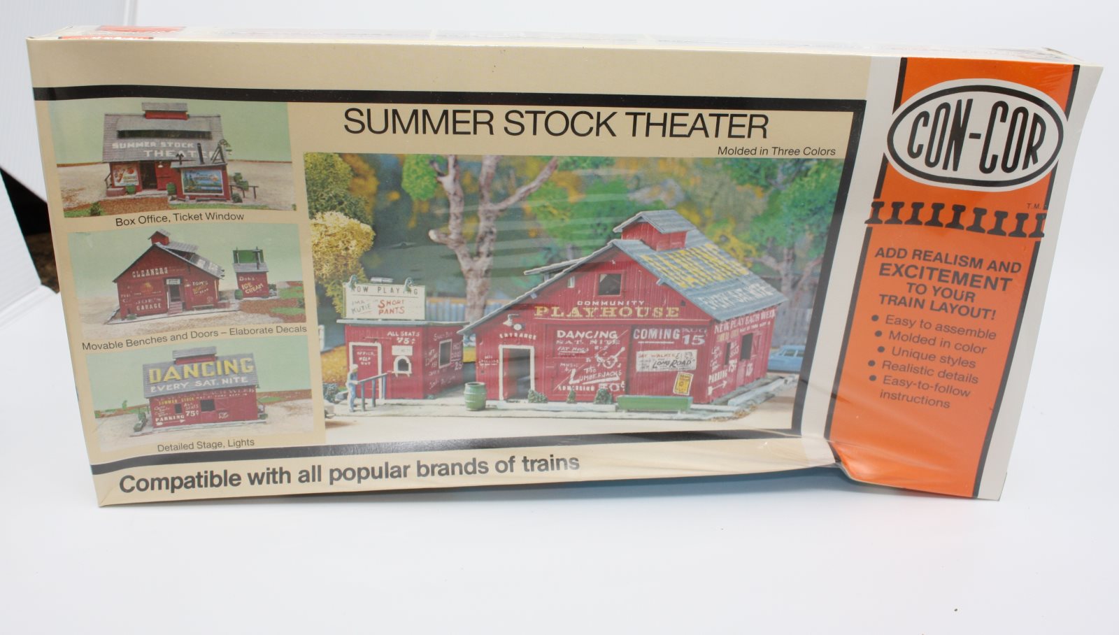 Con-Cor 9035 HO Scale Summer Stock Theatre Kit