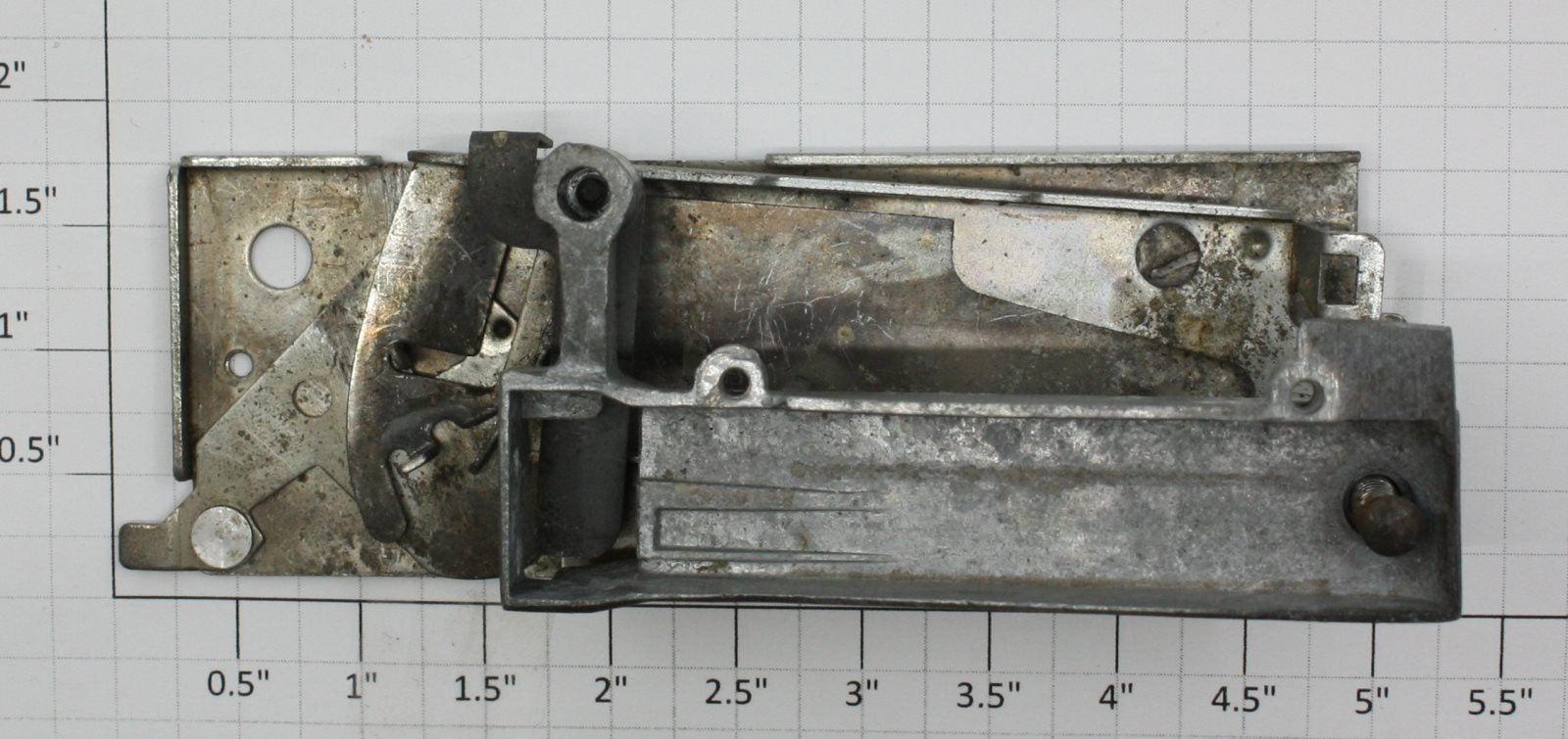 Lionel 3662-54 Milk Car Chute with Can Sweep Arm