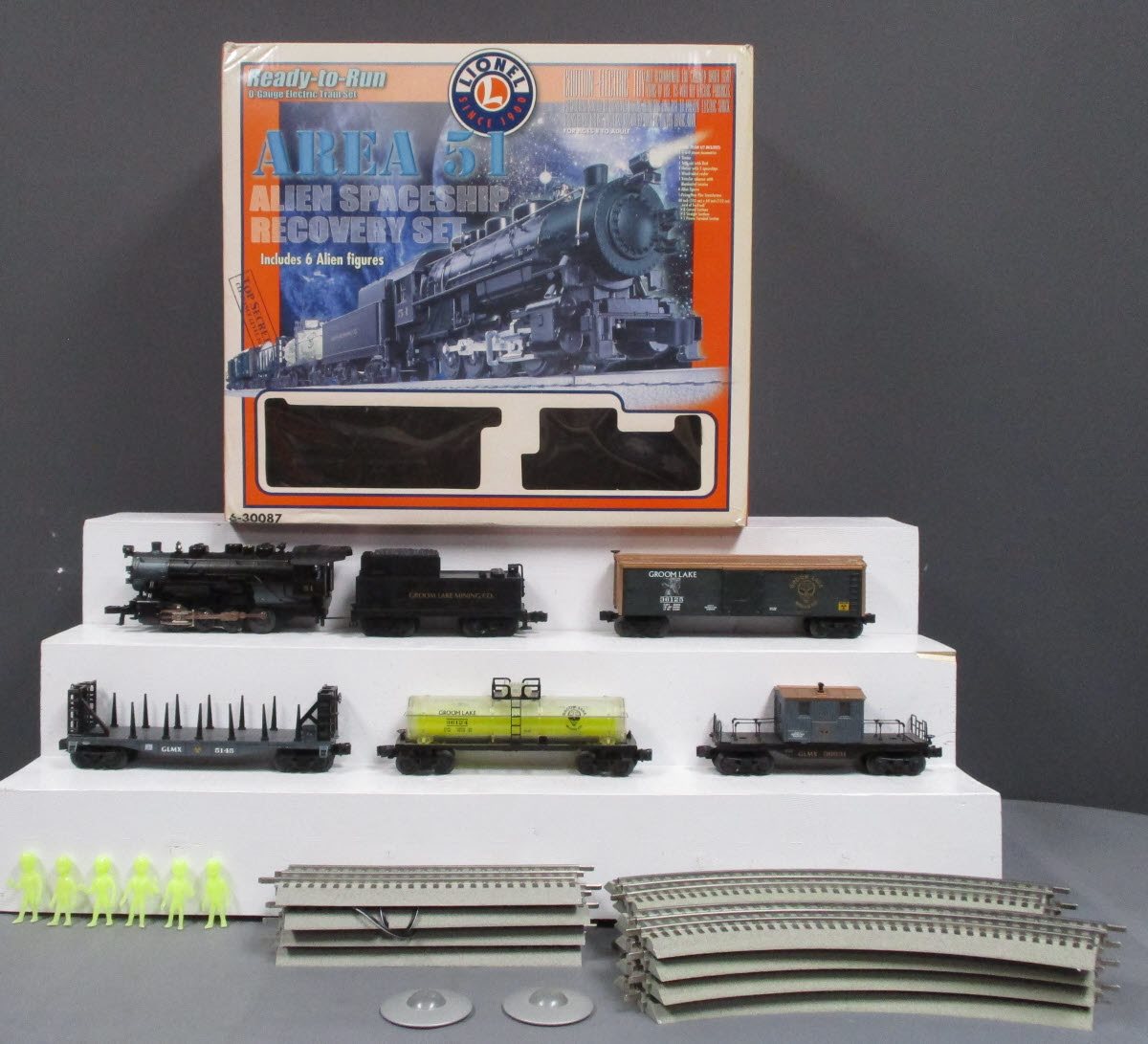 Lionel 6-30087 O Gauge Area 51 Alien Spaceship Recovery Steam Train Set NIB