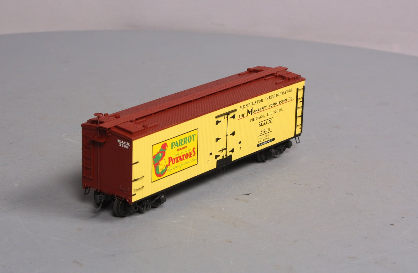 S-Helper 00518 S Scale Parrot Potatoes 40' Wooden Billboard Reefer #3300 LN/Box