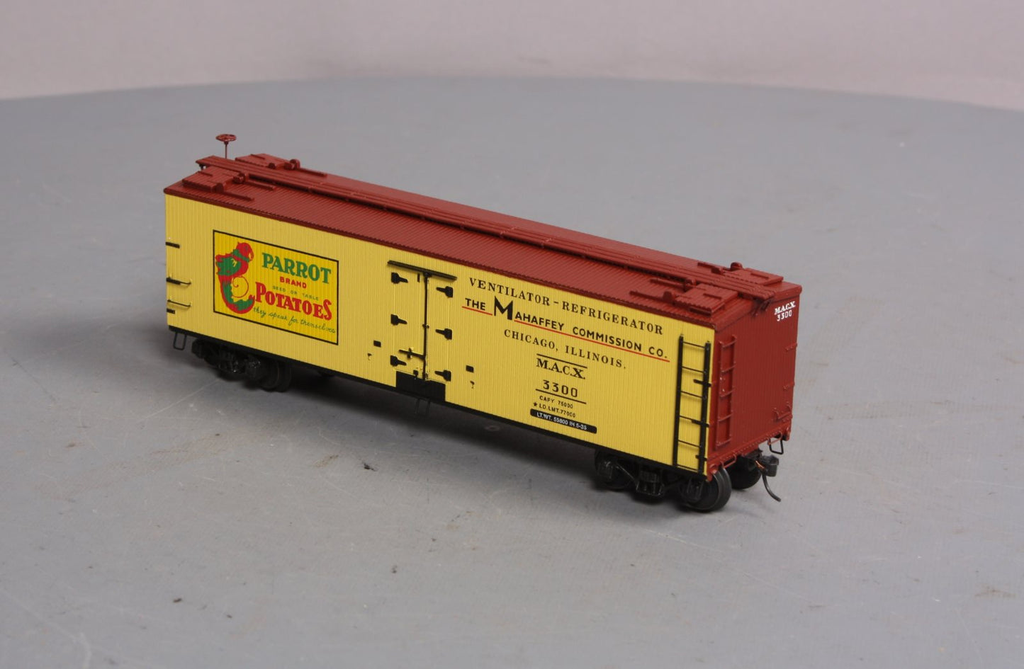 S-Helper 00518 S Scale Parrot Potatoes 40' Wooden Billboard Reefer #3300 LN/Box