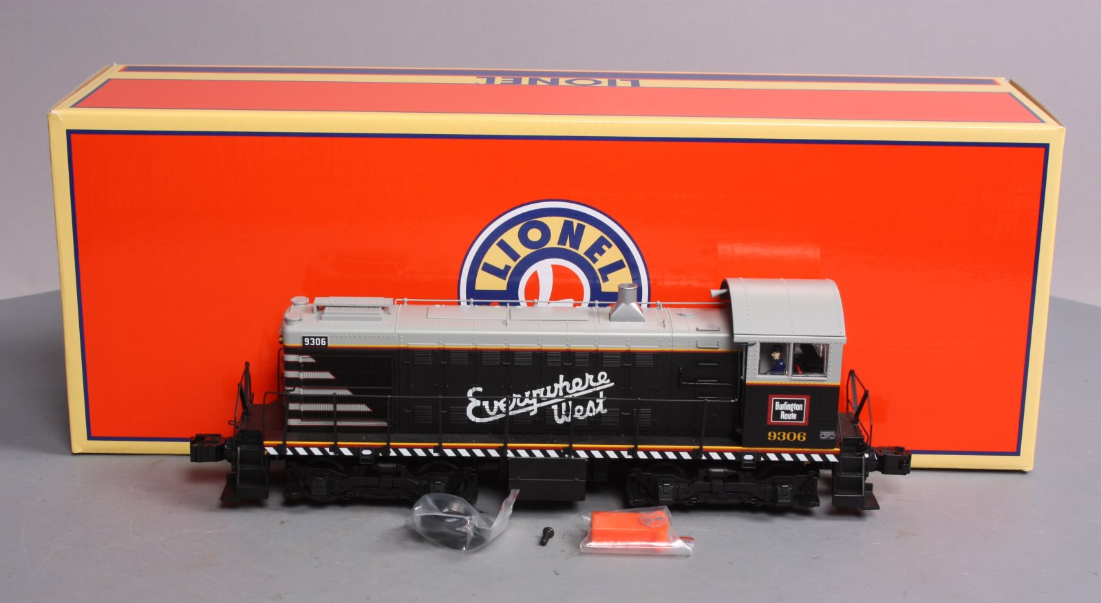 Lionel 6-82114 Burlington Legacy S2 Diesel Switcher #9306