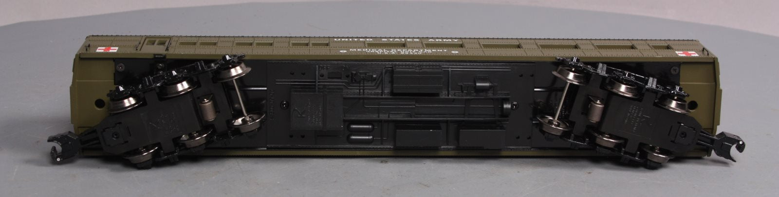 Lionel 6-21227 O Gauge US Army Hospital Passenger Car #889430 NIB
