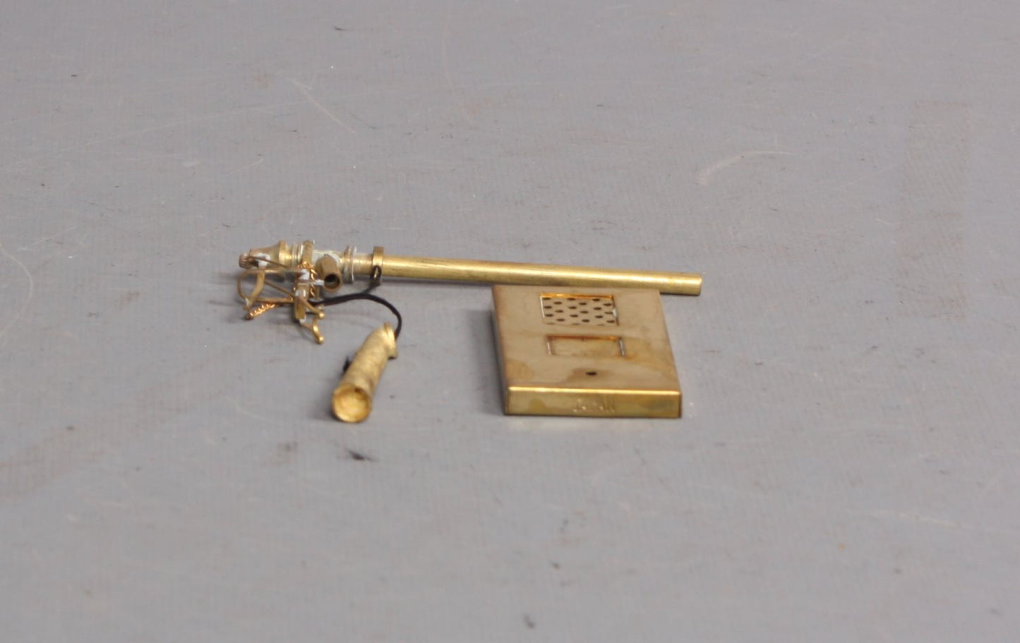 Lambert HO Scale Brass Water Column - Unpainted