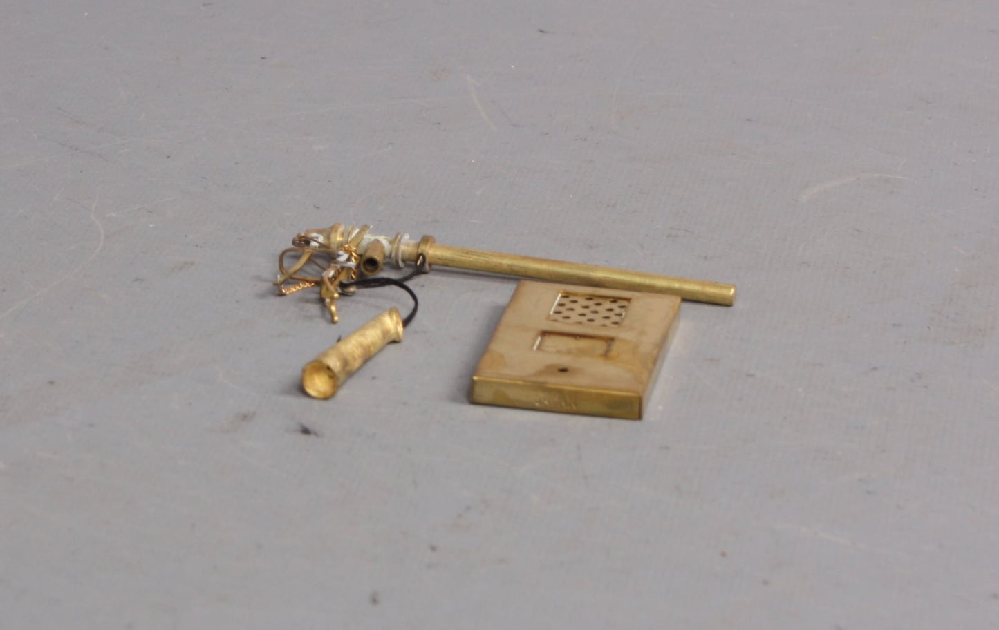 Lambert HO Scale Brass Water Column - Unpainted