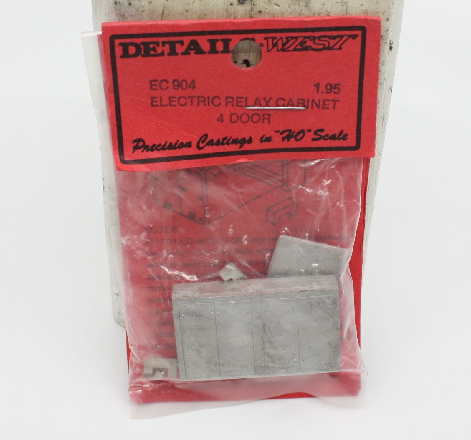 Details West 904 HO Scale 4-Door Electrical Relay Cabinet White Metal