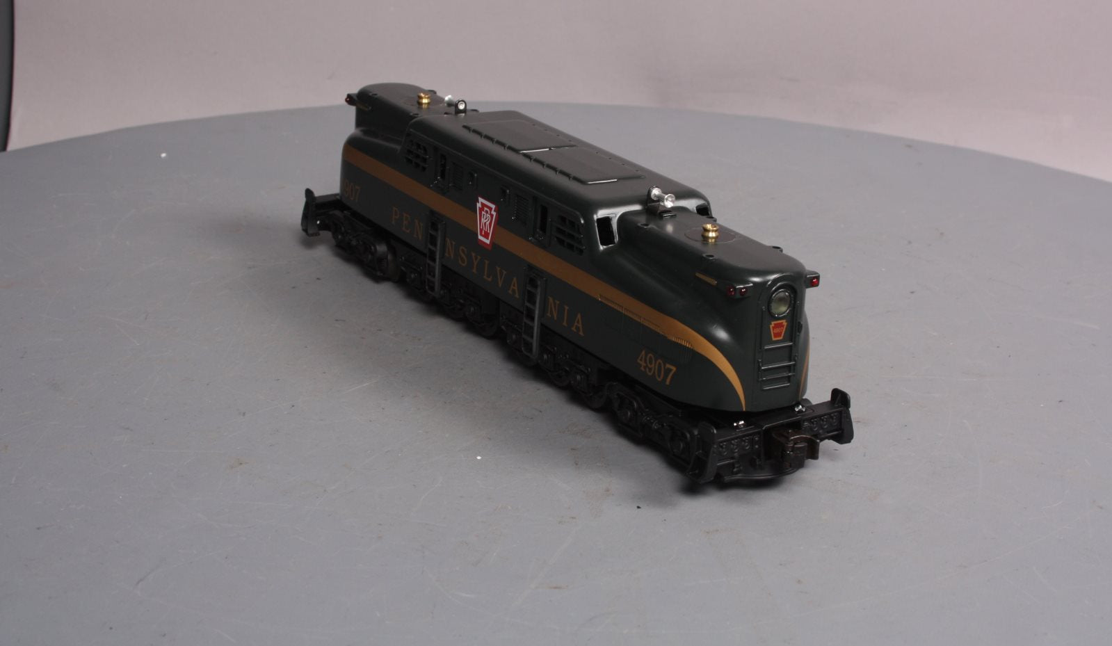 Lionel 6-18313 O Gauge Pennsylvania GG-1 Electric Locomotive #4907 with TMCC LN/Box