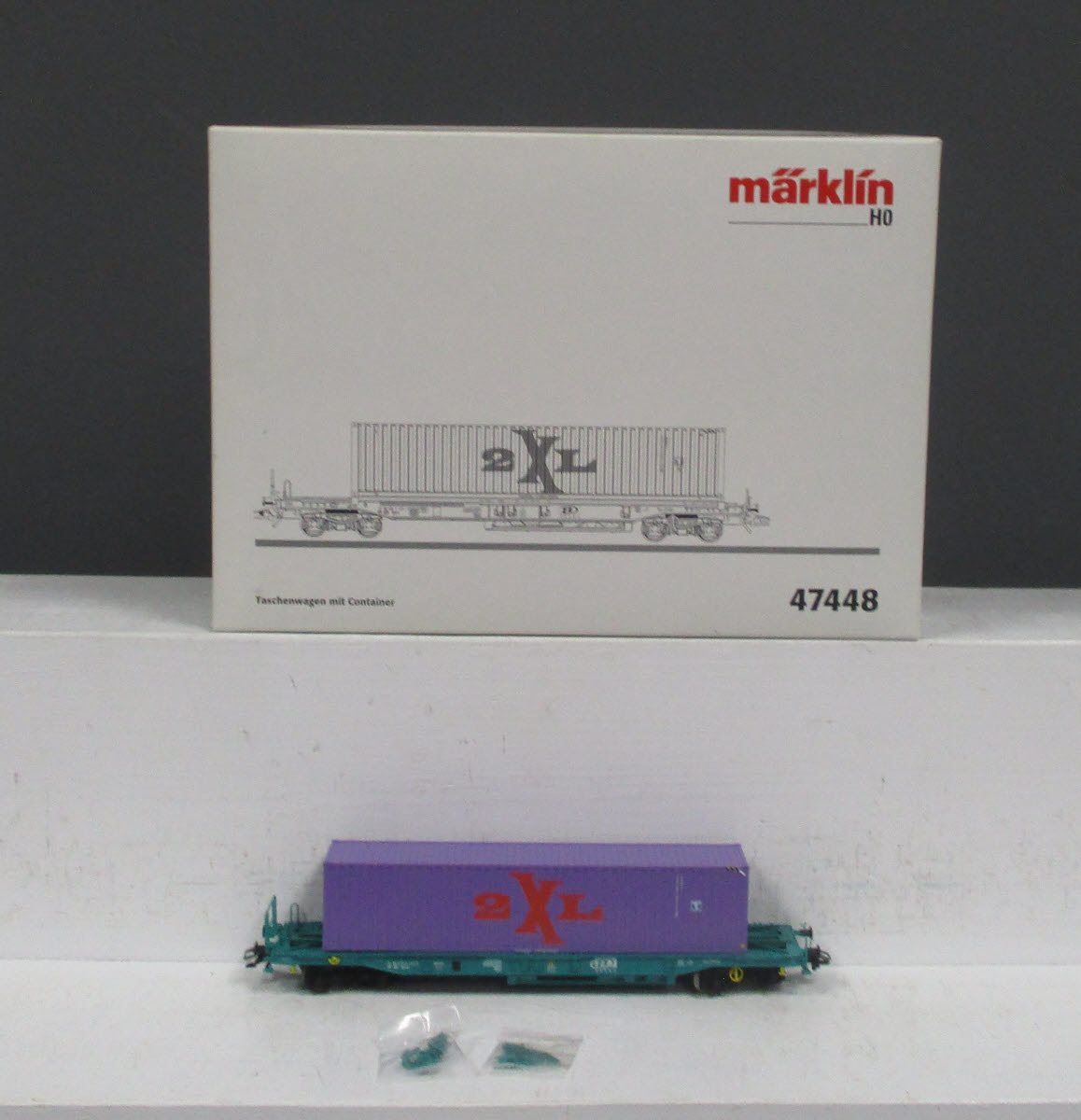 Marklin 47448 HO Scale Deep Well Flat Car With Container EX/Box