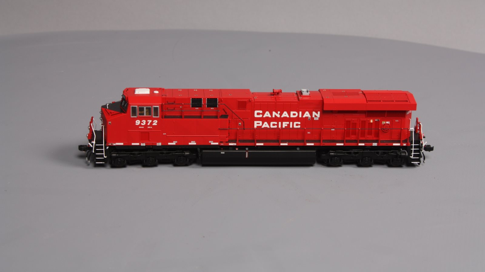MTH 80-2326-1 HO Canadian Pacific GE ES44AC w/Proto-Sound 3.0 & DCC #9372